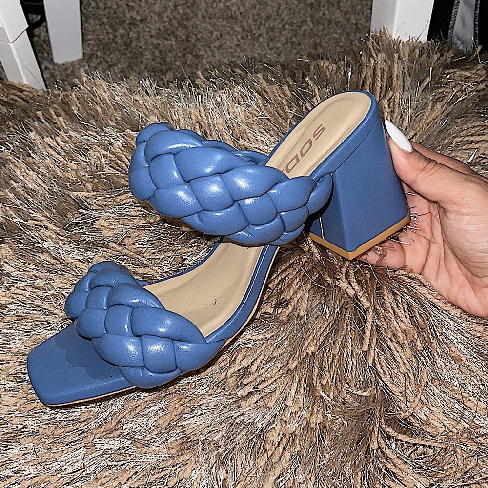 Soda Sandals